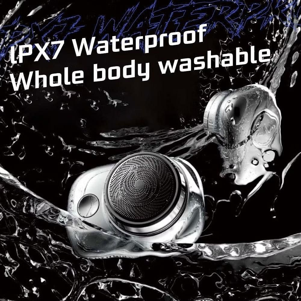 Waterproof trimmer with water droplets and text indicating IPX7 waterproof and whole body washable features.